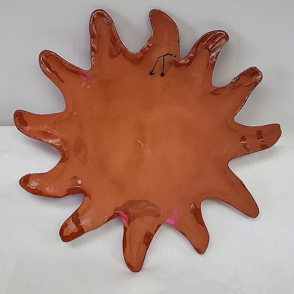 Talavera  hand-made and painted redware  sun face wall plaque - Picture 4 of 5